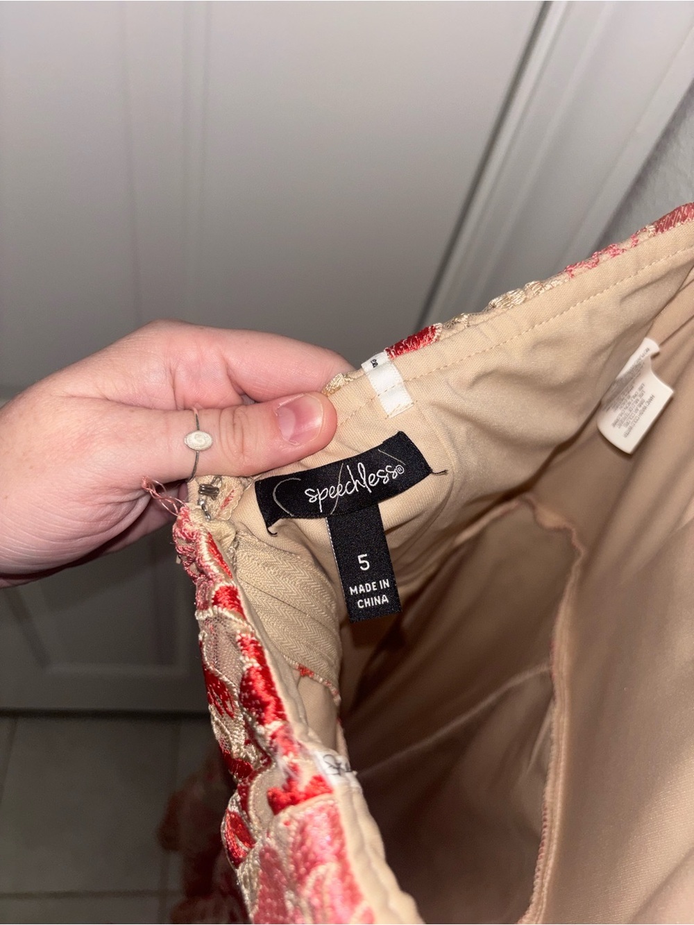 Speechless Strapless Floral Embroidered Maxi Dress Size 5 Beige Red Formal - Picture 4 of 4